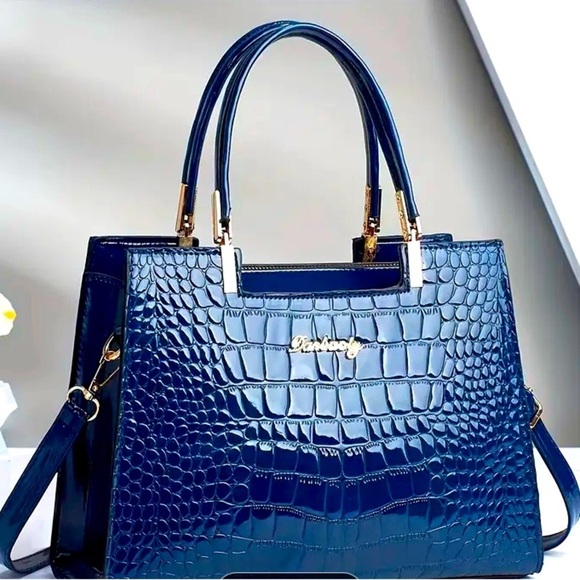 Handbags - Navy Blue Crocodile Pattern Faux Leather Shoulder Bag w/Golden Hardware. NWOT